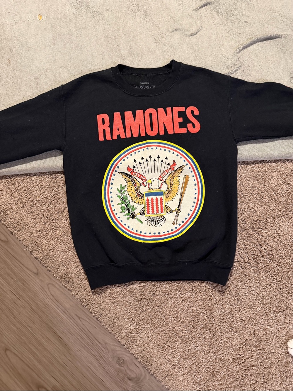 Ramones Black Graphic Crewneck Sweatshirt - Red & Multicolor Emblem